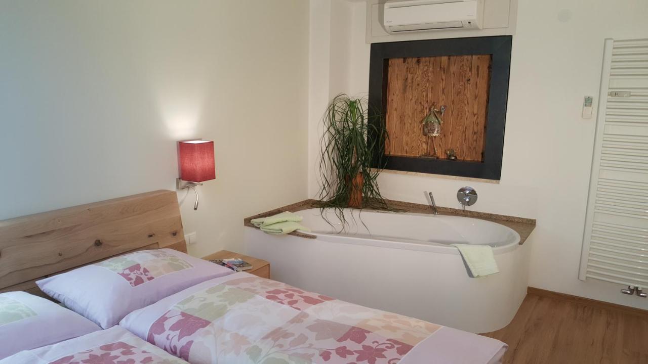 viaDolceVita - Grüne Gästewohnung Lana Exterior foto